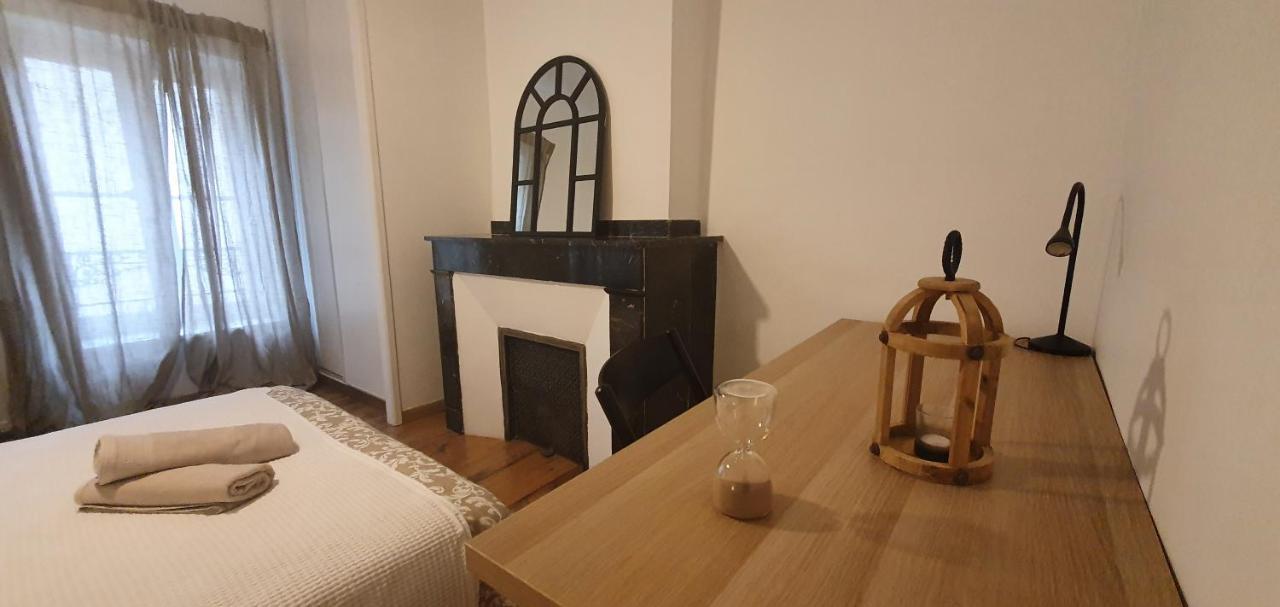 Santocha : Appartement En Plein Coeur De Ville ! Carcassonne Eksteriør billede