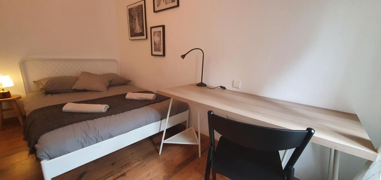Santocha : Appartement En Plein Coeur De Ville ! Carcassonne Eksteriør billede
