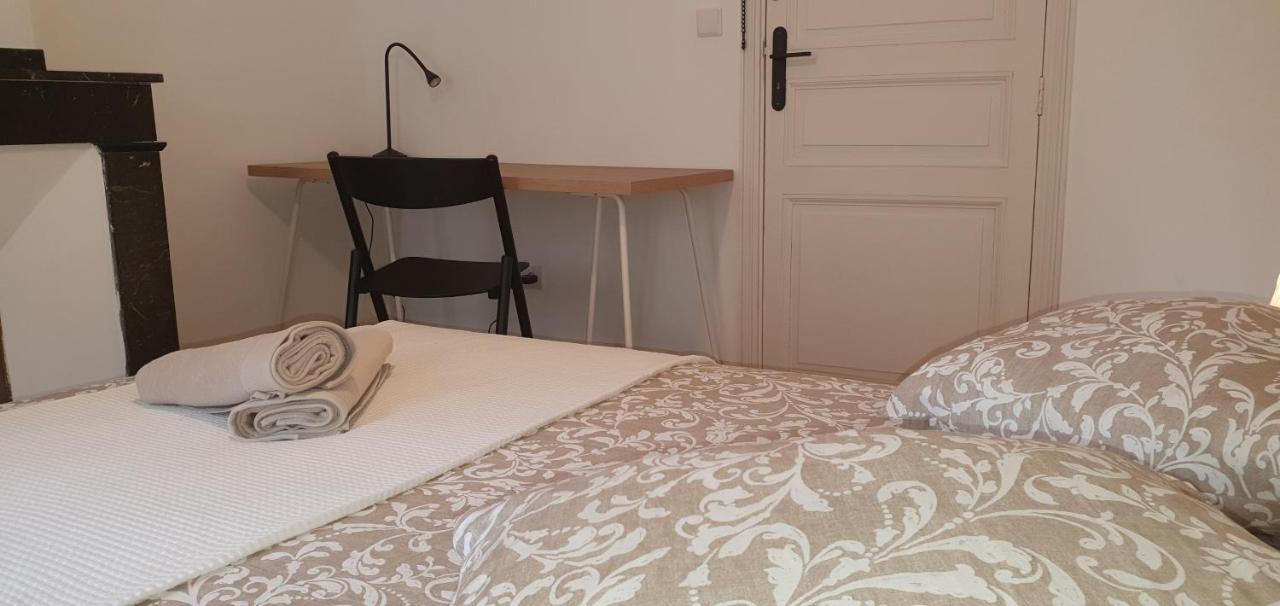 Santocha : Appartement En Plein Coeur De Ville ! Carcassonne Eksteriør billede