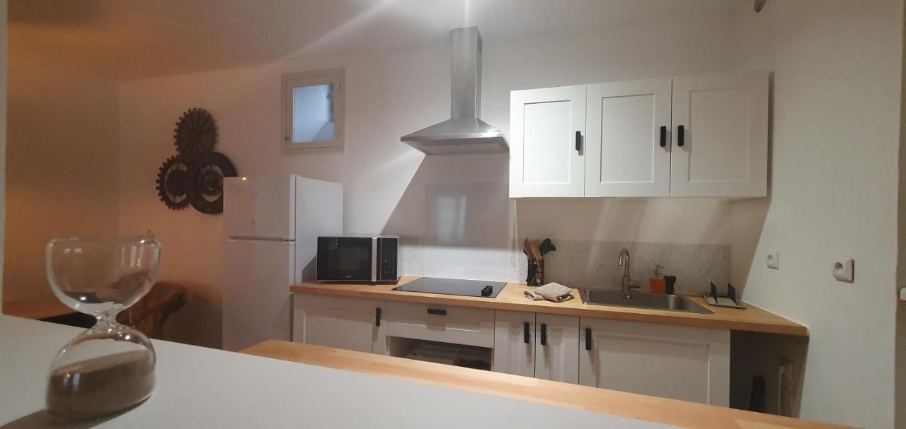 Santocha : Appartement En Plein Coeur De Ville ! Carcassonne Eksteriør billede